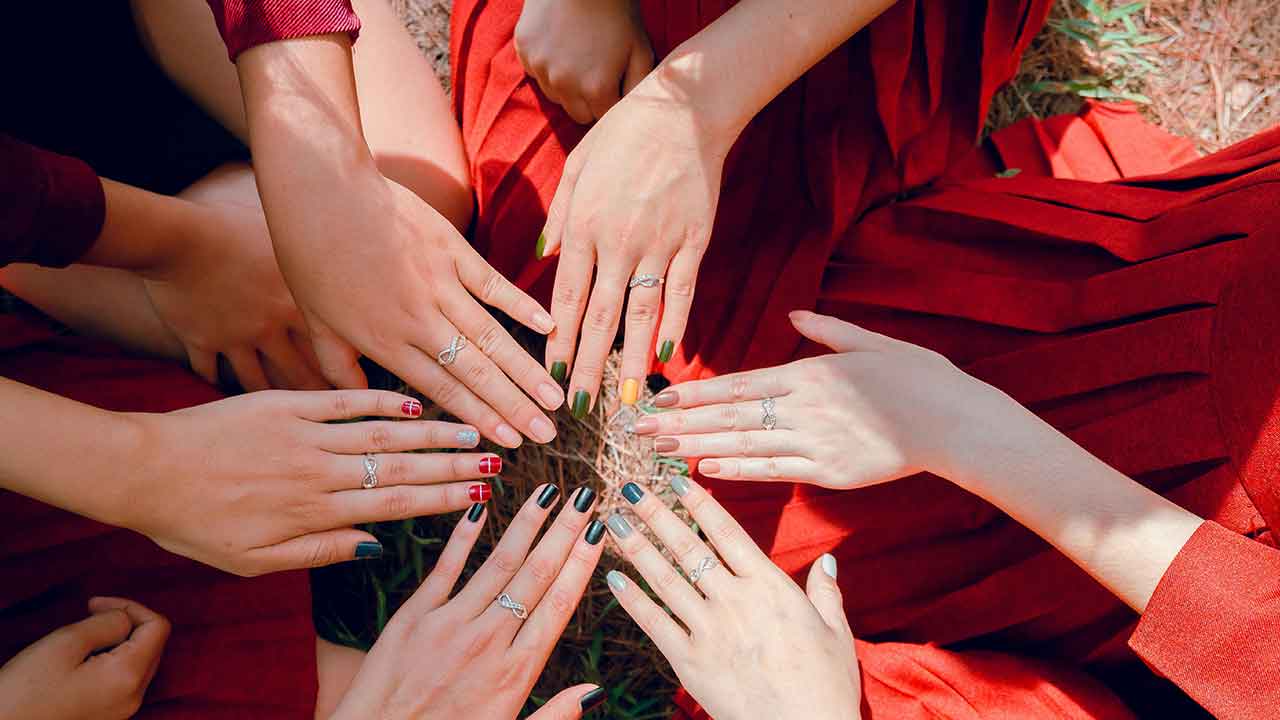 Inspirasi Nail Art untuk Lebaran Tampil Mempesona di Hari Kemenangan
