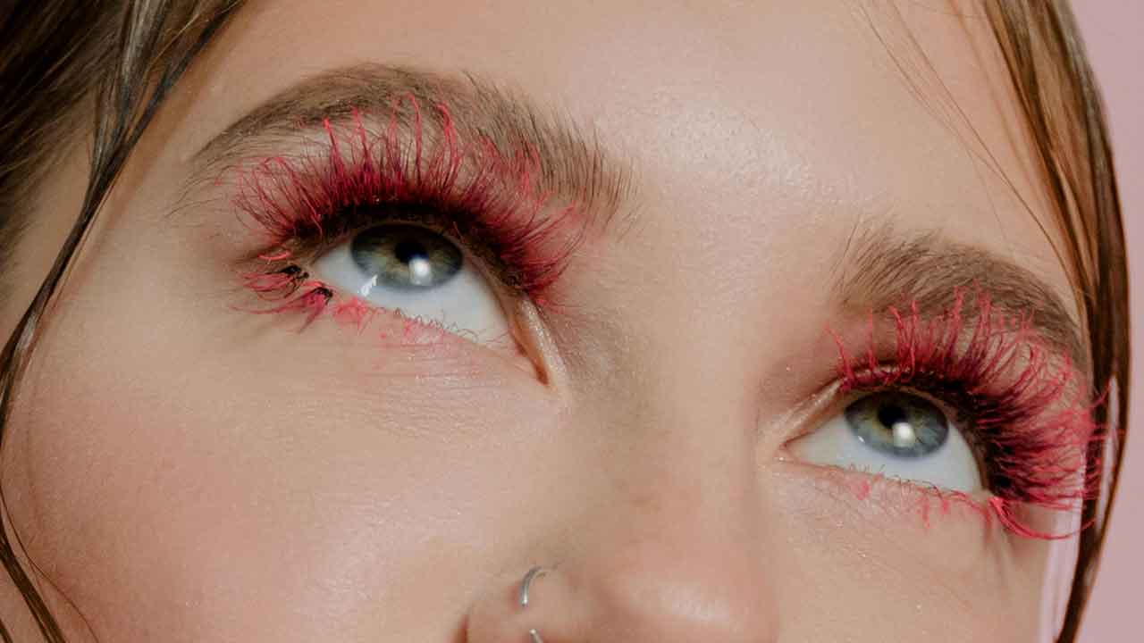 Penyebab Eyelash Extension Cepat Rontok